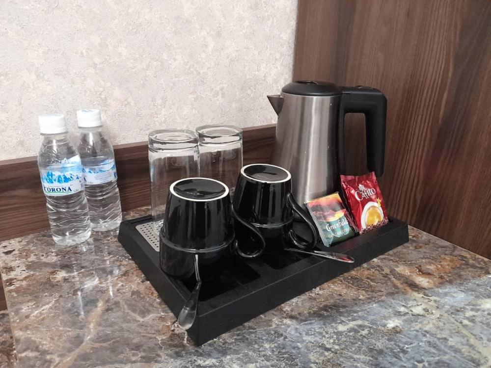 Nomad Hotel Bishkek Halal Zewnętrze zdjęcie